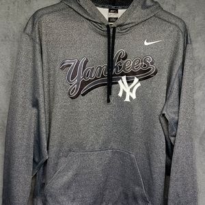 🔥NWOT Nike Therma-fit NY Yankees Embroidered logos Size 2XL Never worn